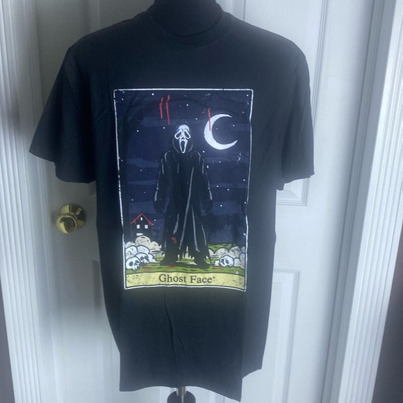 Ghost Face The Icon of Halloween Black Tee Unisex sz L NWOT - Picture 1 of 2